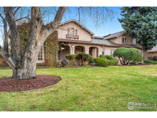 Backyard, Exterior, Facade, Brick Facade, Spanish Mediterranean