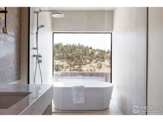 Bathroom, Free Standing Baths, Interior