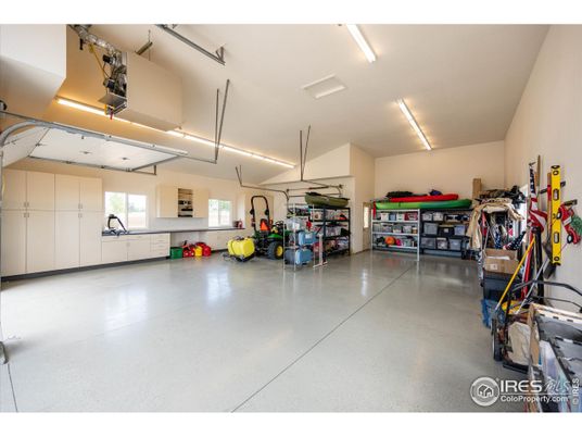 Garage, Interior