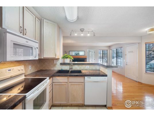 Interior, Kitchen, Wood Texture Flooring