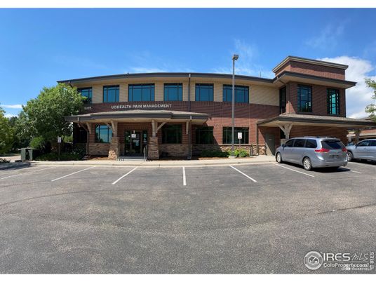 Exterior, Facade, Brick Facade, Modern
