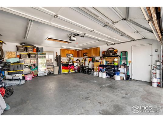Garage, Interior