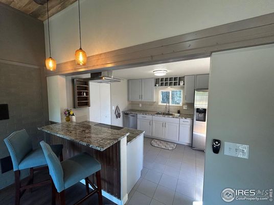 Interior, Kitchen, Pendant Lights, Stainless Steel Appliances