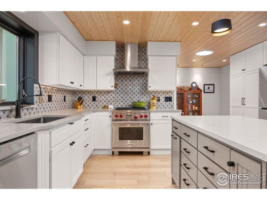 Interior, Kitchen, Recessed Lighting, Stainless Steel Appliances, Wooden Ceilings, Wood Texture Flooring