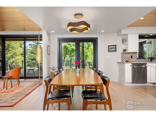 Dining room, Interior, Kitchen, Pendant Lights, Recessed Lighting, Wood Texture Flooring