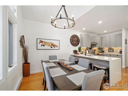 Chandelier, Dining room, Interior, Kitchen, Pendant Lights, Recessed Lighting, Wood Texture Flooring