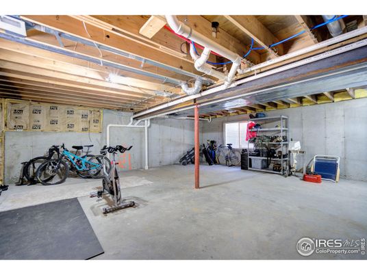 Fitness Equipment, Garage, Interior, Wooden Beams, Wooden Ceilings