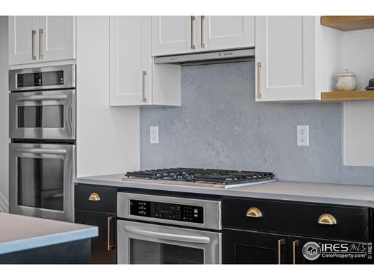 Interior, Kitchen, Stainless Steel Appliances