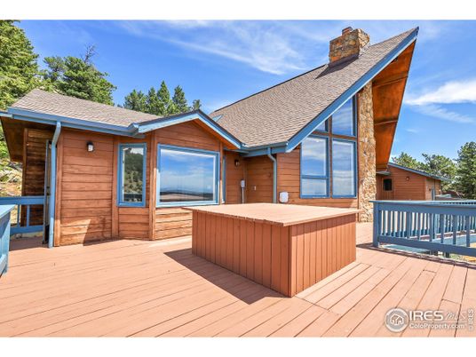 Exterior, Hot Tub