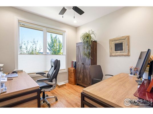 Home Office, Interior, Recessed Lighting, Wood Texture Flooring