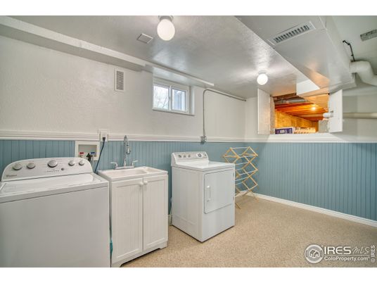 Interior, Washer