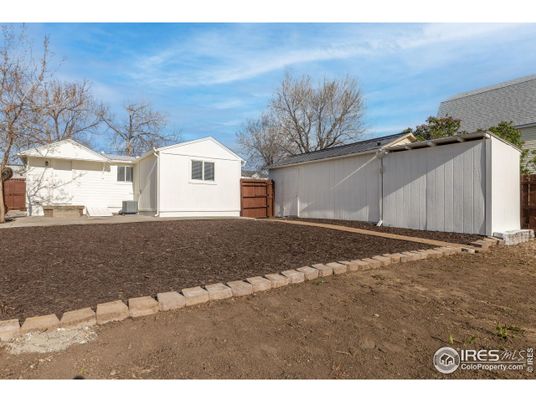 Backyard, Detached Garage, Exterior