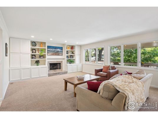 Fireplace, Interior, Living room, Recessed Lighting