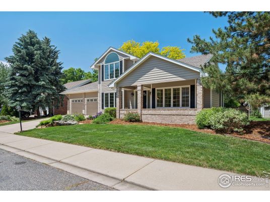 Attached, Exterior, Facade, Solar Panels, Ranch