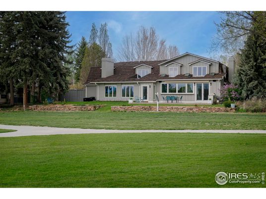 Backyard, Exterior, Facade, Farmhouse