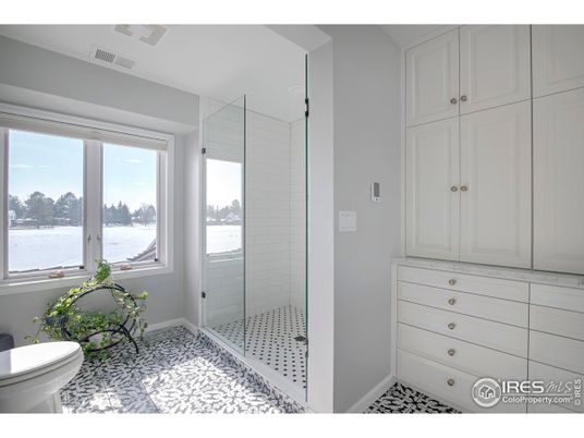 Bathroom, Glass Shower, Interior, Water