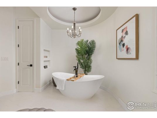Bathroom, Chandelier, Free Standing Baths, Interior