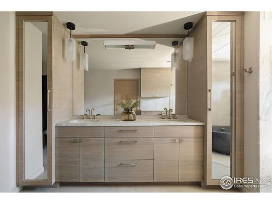 Bathroom, Dual Sink Vanities, Interior, Pendant Lights