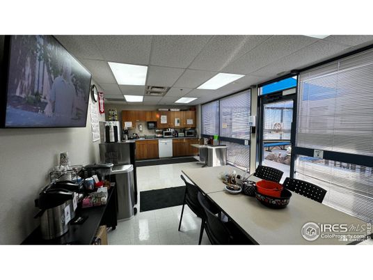 Dining room, Interior, Kitchen, Recessed Lighting