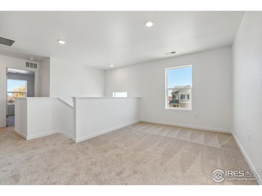 Empty room, Interior, Recessed Lighting
