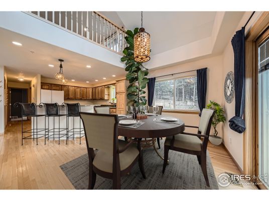 Dining room, Interior, Kitchen, Pendant Lights, Recessed Lighting, Wood Texture Flooring