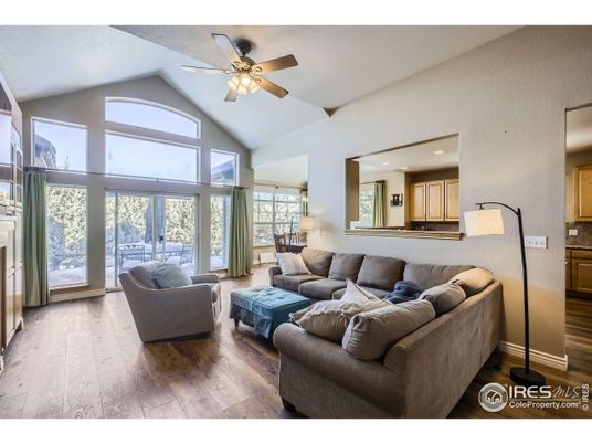 Interior, Kitchen, Living room, Recessed Lighting, Wood Texture Flooring