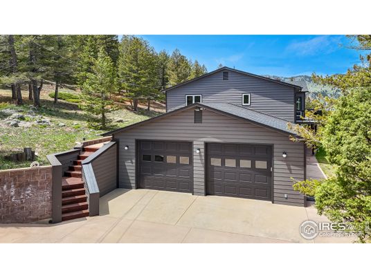 Detached Garage, Exterior