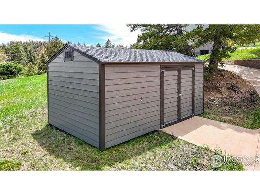 Detached Garage, Exterior