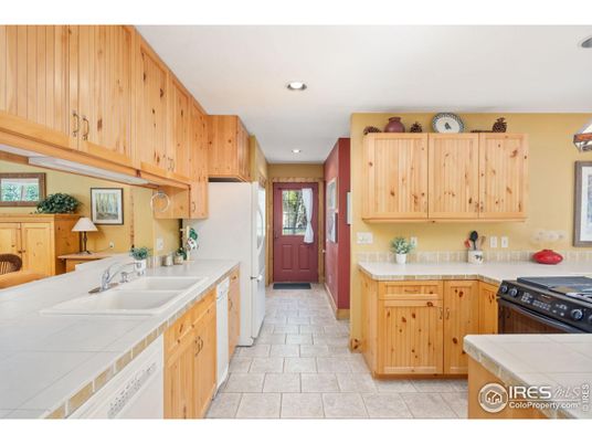 Interior, Kitchen, Recessed Lighting, Tile Countertops