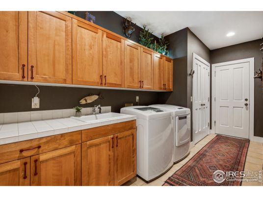 Interior, Recessed Lighting, Washer