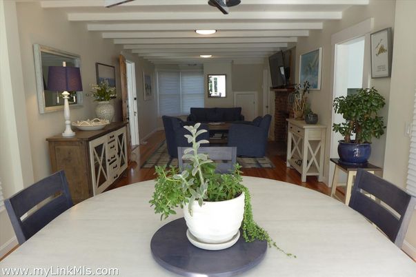 Dining room, Interior, Living room, Recessed Lighting, Wood Texture Flooring