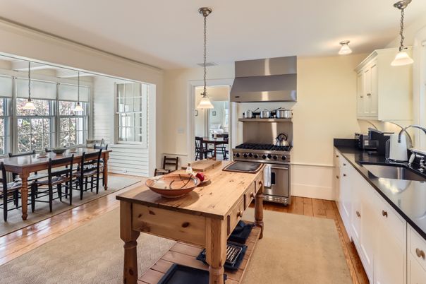 Dining room, Interior, Kitchen, Pendant Lights, Stainless Steel Appliances, Wood Texture Flooring