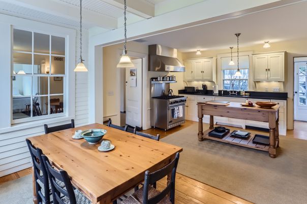 Dining room, Interior, Kitchen, Pendant Lights