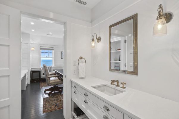 Bathroom, Interior, Recessed Lighting, Wood Texture Flooring