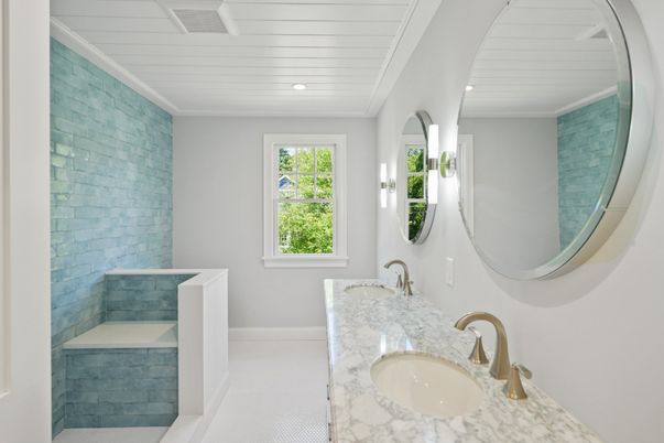 Bathroom, Interior, Recessed Lighting