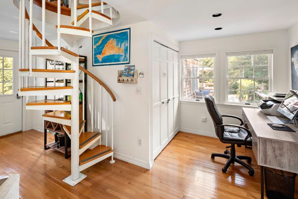 Home Office, Interior, Recessed Lighting, Wood Texture Flooring