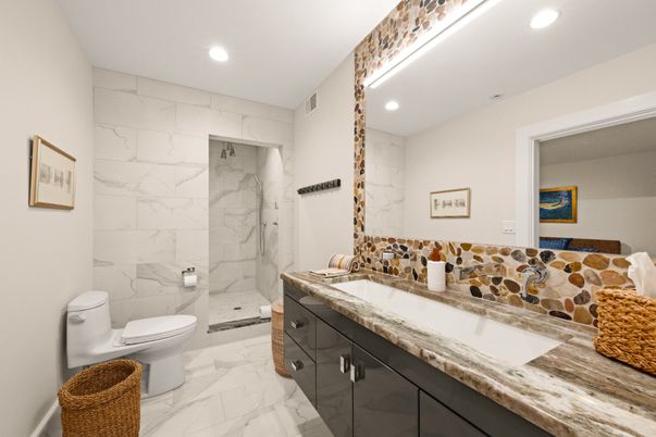 Bathroom, Interior, Marble, Marble Walls, Recessed Lighting