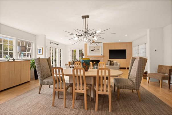 Dining room, Fireplace, Interior, Pendant Lights, Recessed Lighting, Wood Texture Flooring