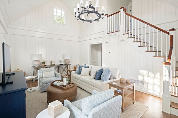 Chandelier, Interior, Living room, Wood Texture Flooring