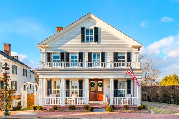Exterior, Facade, Queen Anne Victorian