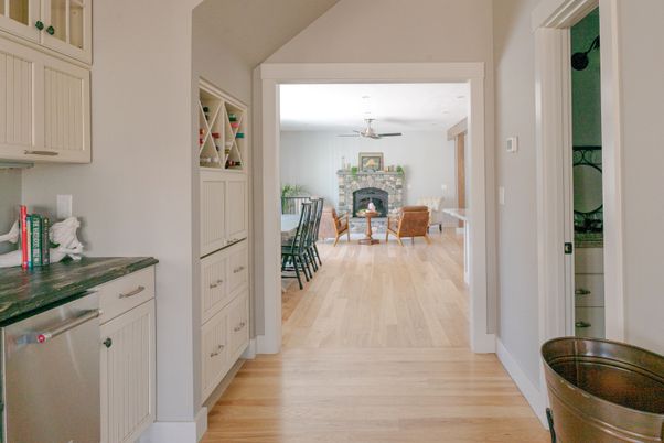 Dining room, Fireplace, Interior, Recessed Lighting, Wood Texture Flooring