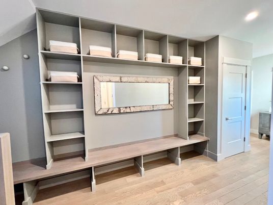 Interior, Recessed Lighting, Wood Texture Flooring
