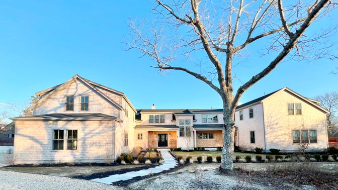 Exterior, Facade, Brick Facade, Farmhouse