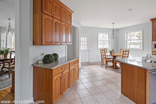 Dining room, Interior, Kitchen, Pendant Lights, Recessed Lighting