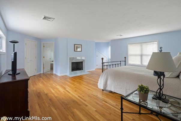 Bedroom, Fireplace, Interior, Wood Texture Flooring