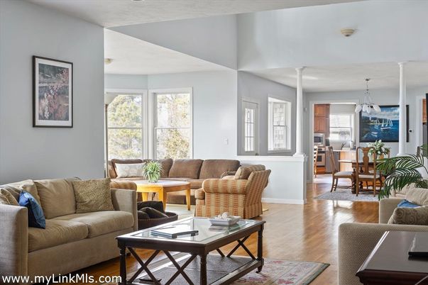 Dining room, Interior, Kitchen, Living room, Pendant Lights, Wood Texture Flooring