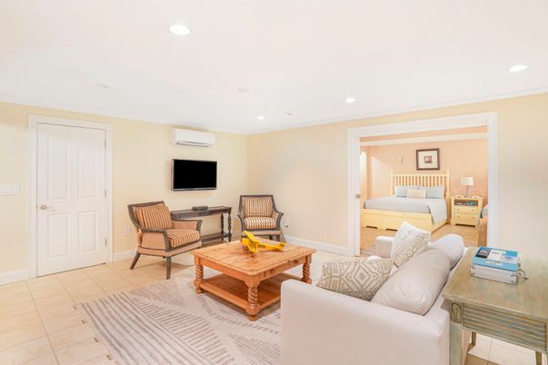 Bedroom, Interior, Living room, Recessed Lighting