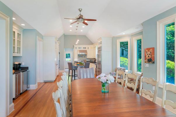 Dining room, Interior, Kitchen, Recessed Lighting, Wood Texture Flooring
