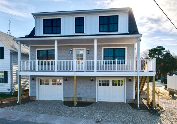 Attached, Exterior, Facade, Farmhouse