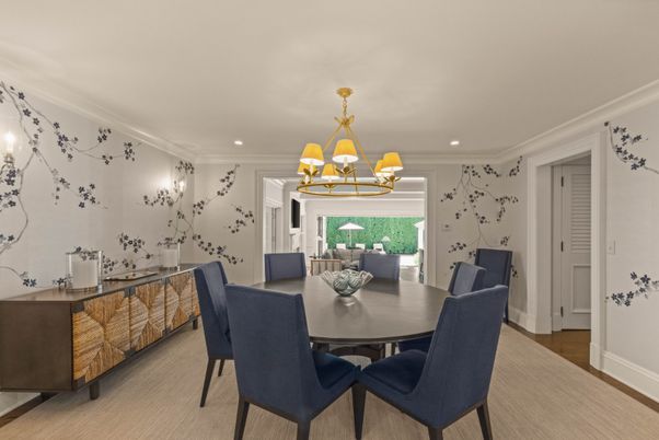 Chandelier, Dining room, Interior, Recessed Lighting, Wood Texture Flooring